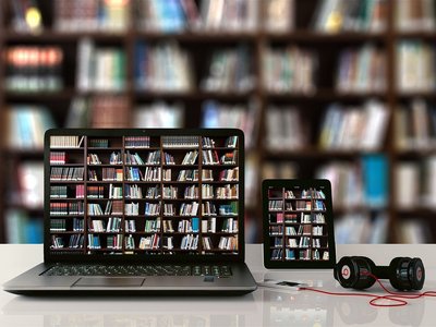 Kalender Laptop Laptop mit virtuellem Kalender