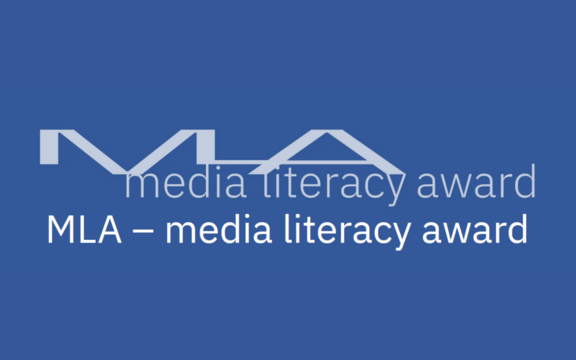 Logo media literacy award