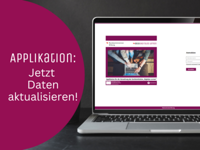 Ein Computer mit dem Startbildschirm der Applikation der Geräteinitiative und dem Text "Applikation: jetzt Daten aktualisieren".